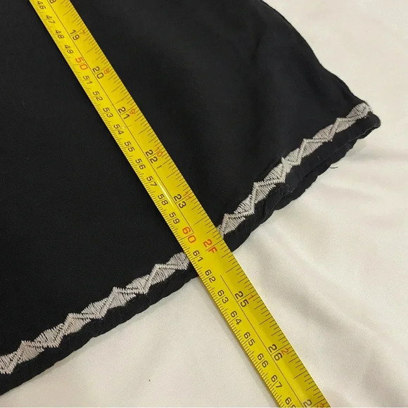 Chelsea and Theodore women black embroidered 3/4 bell sleeves whimsigoth blouse - Picture 10 of 13